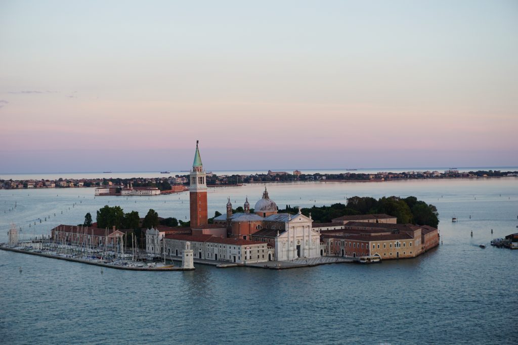 venedik'te nerede kalınır